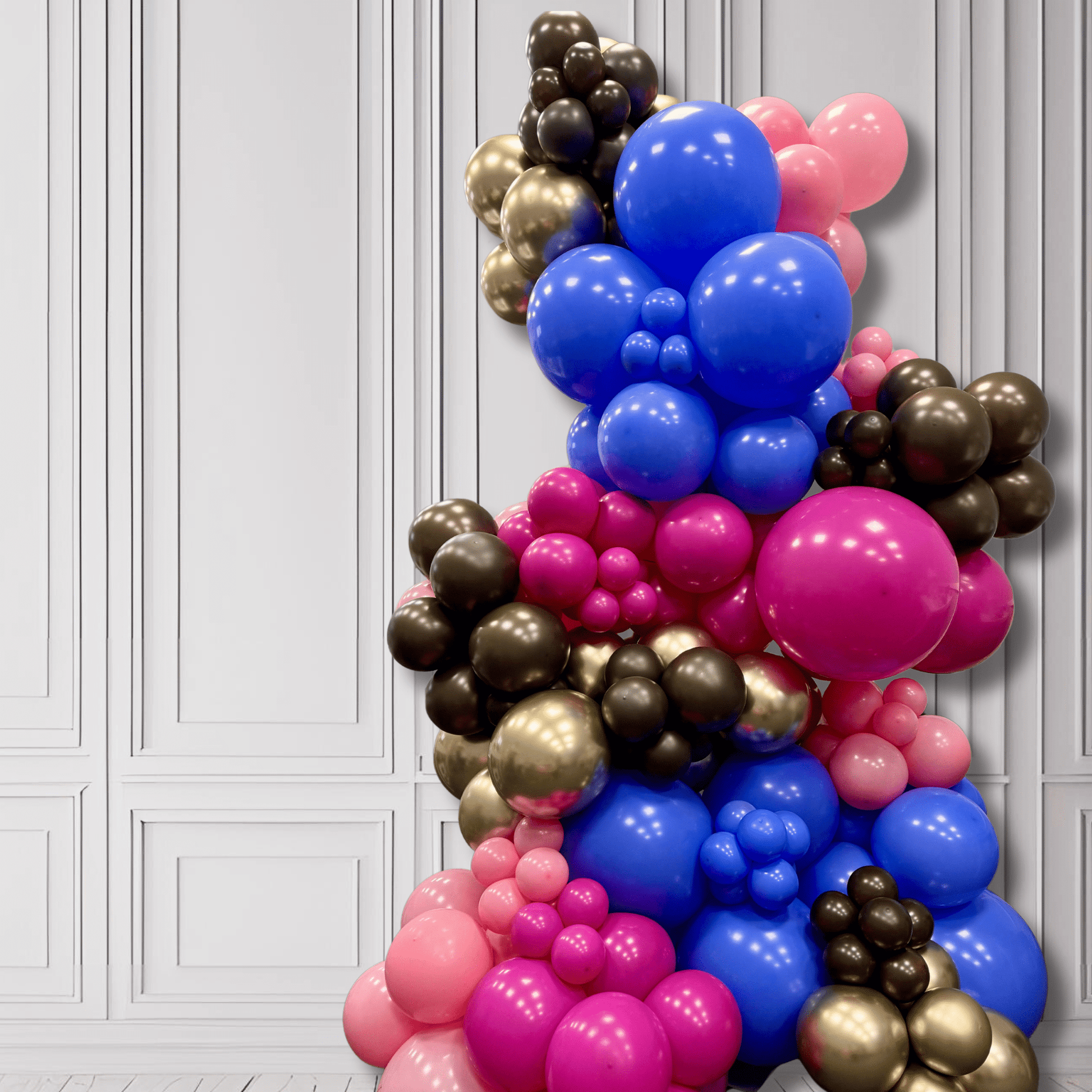 Organic Free Standing Balloon Column